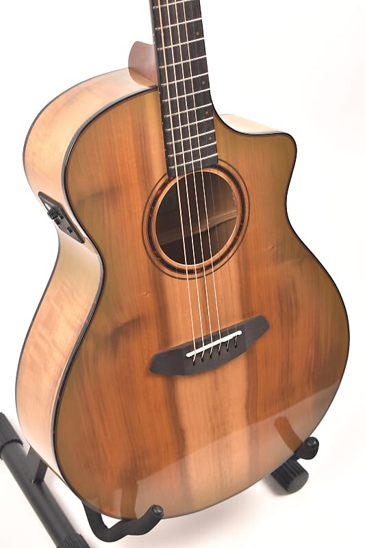 Акустическая гитара Breedlove Pursuit Exotic S Concert CE - Sweetgrass
Акустическая гитара Breedlove Pursuit Exotic S Concert CE - Sweetgrass