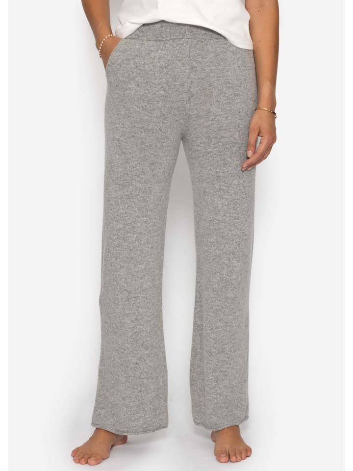 Светло-серые кашемировые трикотажные брюки SASSYCLASSY
Светло-серые кашемировые трикотажные брюки SASSYCLASSY