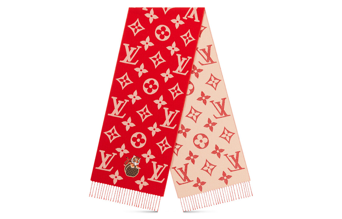 LOUIS VUITTON Трикотажный шарф унисекс, В комплекте оригинальная сумка
LOUIS VUITTON Трикотажный шарф унисекс, В комплекте оригинальная сумка