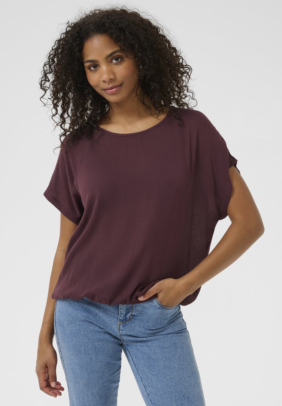 Блуза Kaffe AMBER STANLEY, Fudge/Bordeaux
Блуза Kaffe AMBER STANLEY, Fudge/Bordeaux