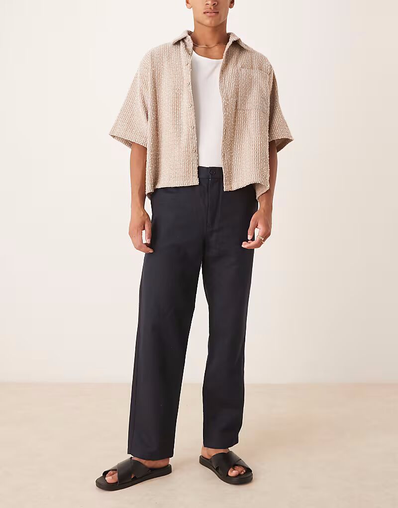 Брюки ARKET из льняной смеси темно-синего цвета
Брюки ARKET из льняной смеси темно-синего цвета