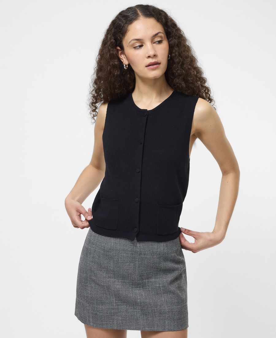 Женский мягкий кардиган без рукавов French Connection, Black
Женский мягкий кардиган без рукавов French Connection, Black