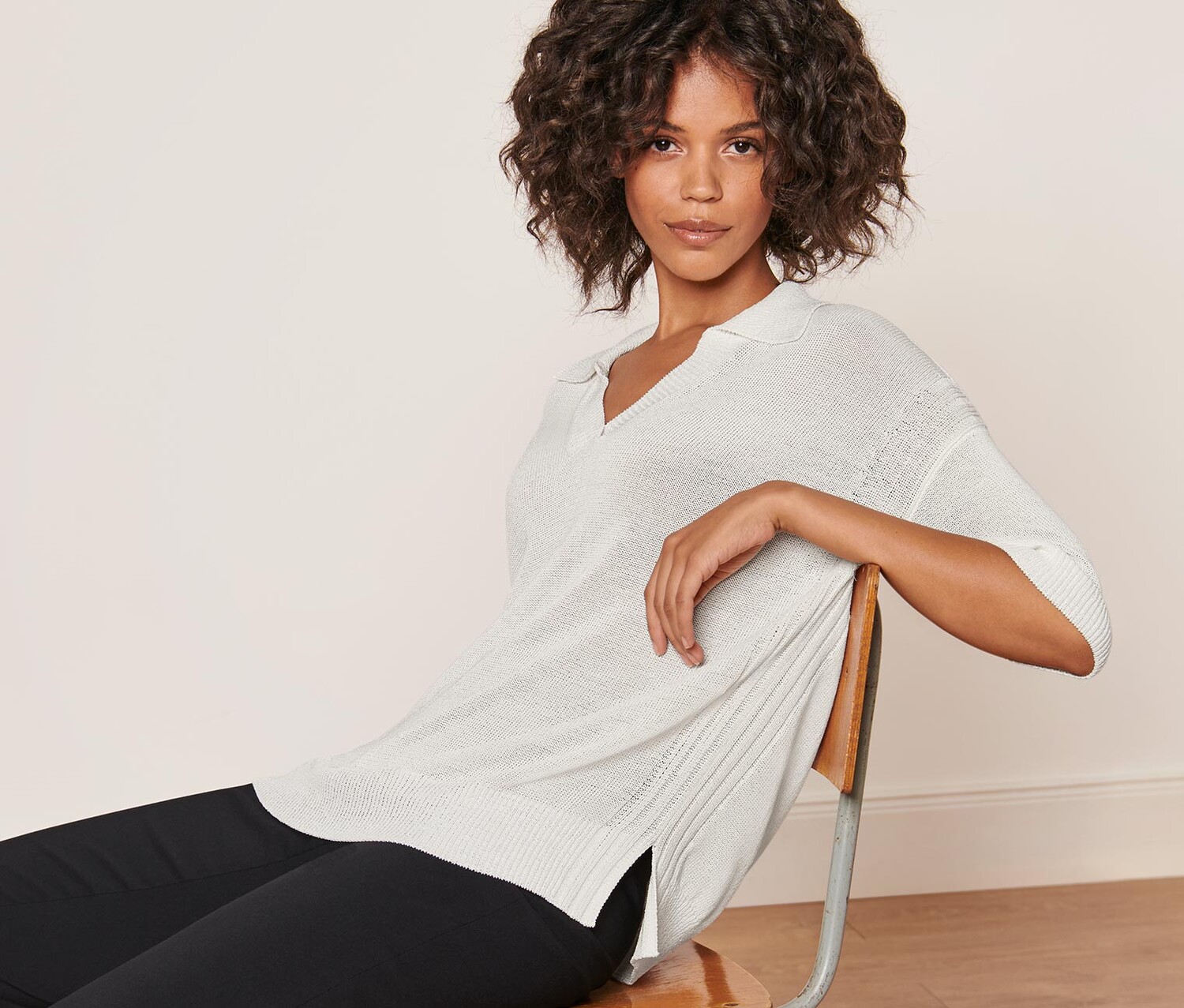 Вязаный свитер с воротником-поло Tchibo, кремового цвета
Вязаный свитер с воротником-поло Tchibo, кремового цвета