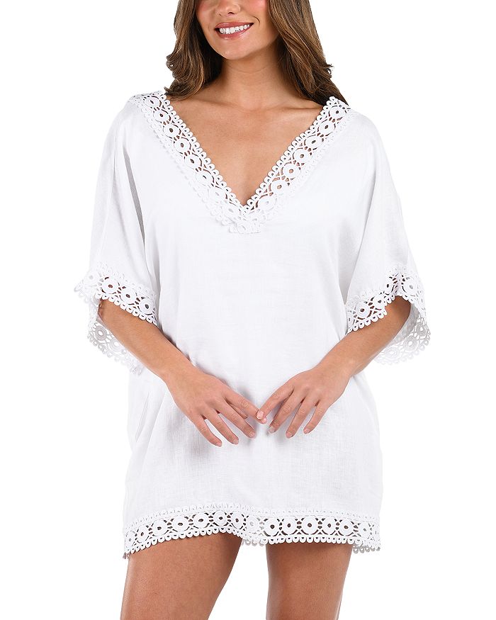 Туника с V-образным вырезом на берегу озера, купальный костюм La Blanca, белый
Туника с V-образным вырезом на берегу озера, купальный костюм La Blanca, белый