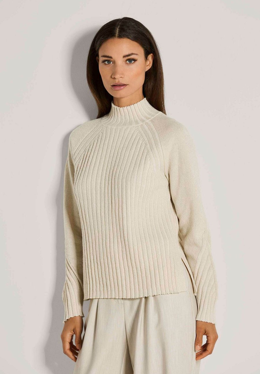 Джемпер MADELEINE Jumper, Pearl White/Silver/Off-White
Джемпер MADELEINE Jumper, Pearl White/Silver/Off-White