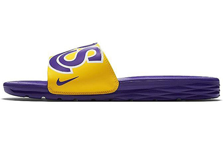 Шлепанцы и сланцы Nike Nba X Benassi 'Lakers'
Шлепанцы и сланцы Nike Nba X Benassi 'Lakers'