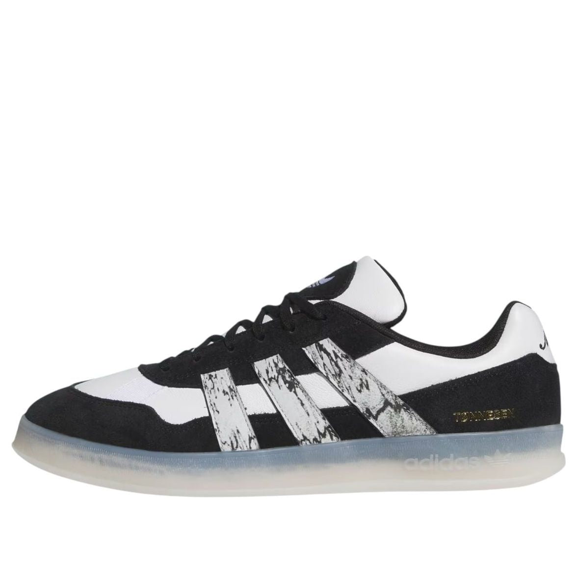 Adidas Aloha Super 'Gustav Tønnesen'
Adidas Aloha Super 'Gustav Tønnesen'