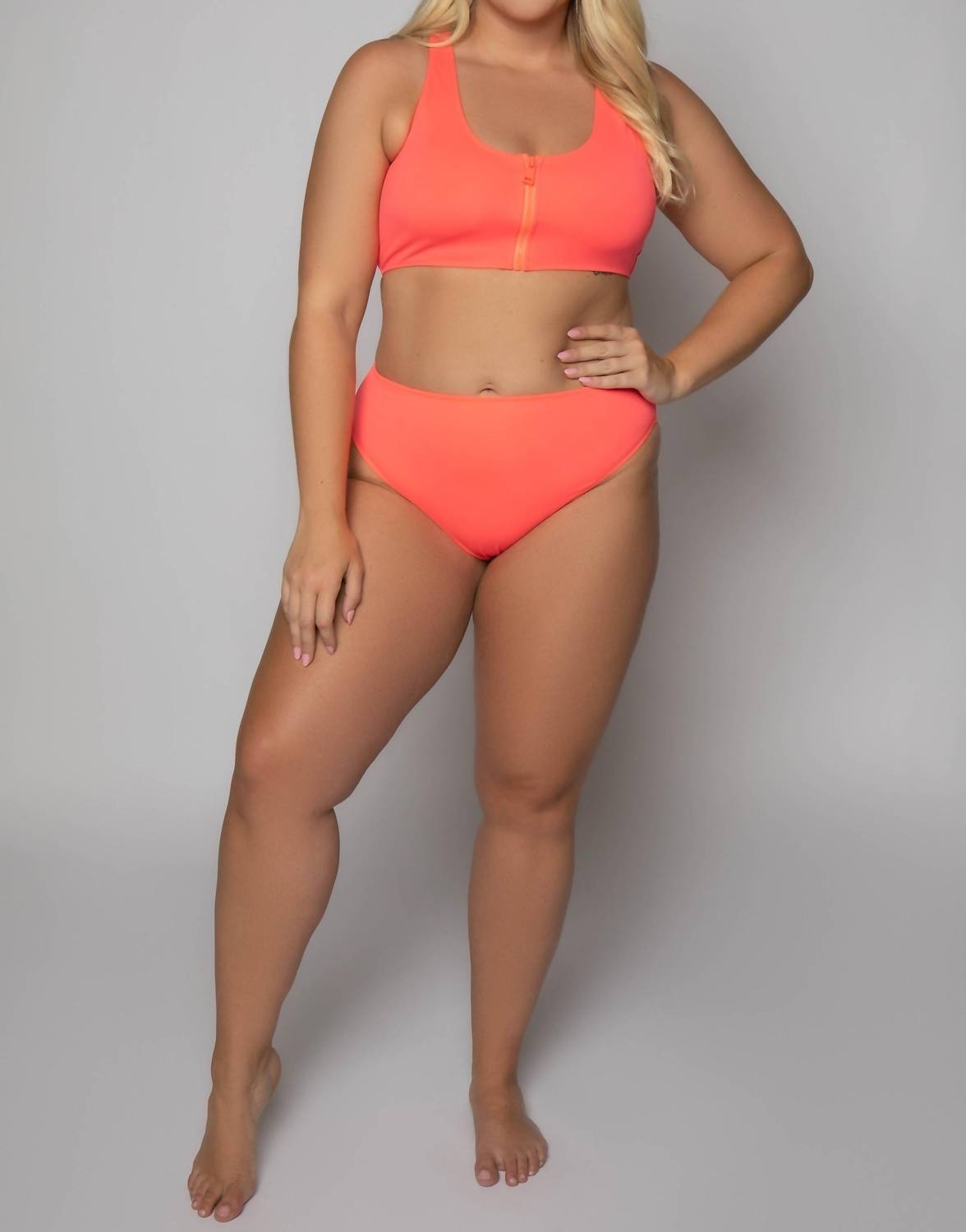 Компрессионный топ для плавания размера плюс, цвет: огненно-коралловый GOOD AMERICAN
Компрессионный топ для плавания размера плюс, цвет: огненно-коралловый GOOD AMERICAN