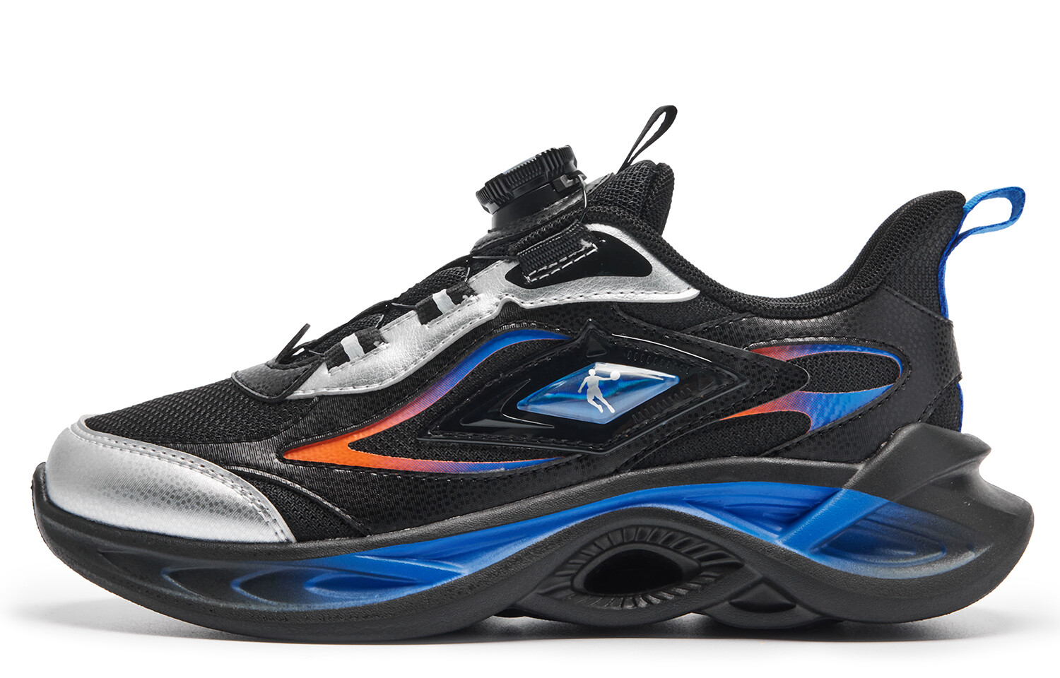 Кроссовки для бега для детей. Начальная школа Qiaodan, цвет Black/Silver
Кроссовки для бега для детей. Начальная школа Qiaodan, цвет Black/Silver