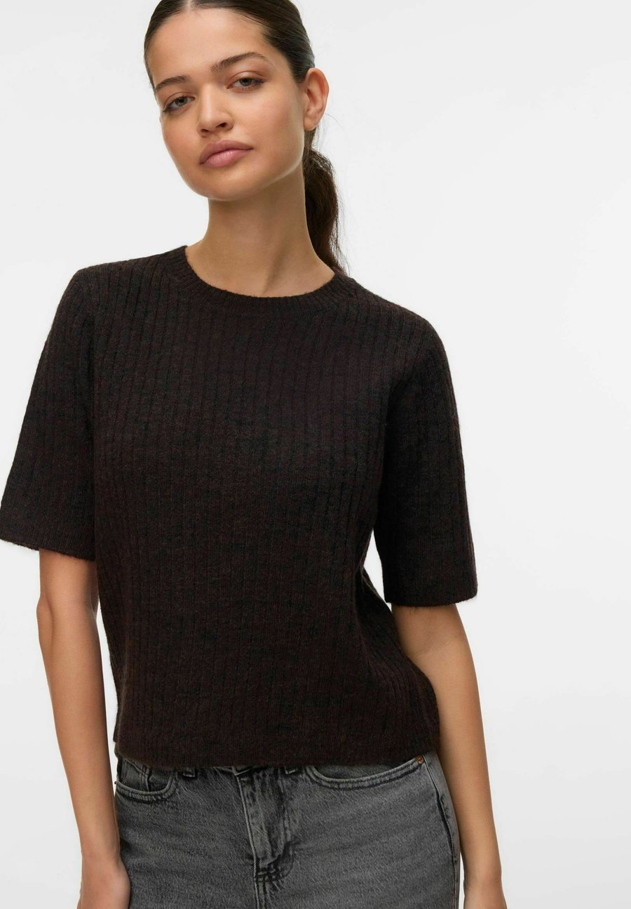 Футболка Vero Moda VMSALLY, Chocolate Torte/Brown, Коричневый, Футболка Vero Moda VMSALLY, Chocolate Torte/Brown
Футболка Vero Moda VMSALLY, Chocolate Torte/Brown, Коричневый, Футболка Vero Moda VMSALLY, Chocolate Torte/Brown