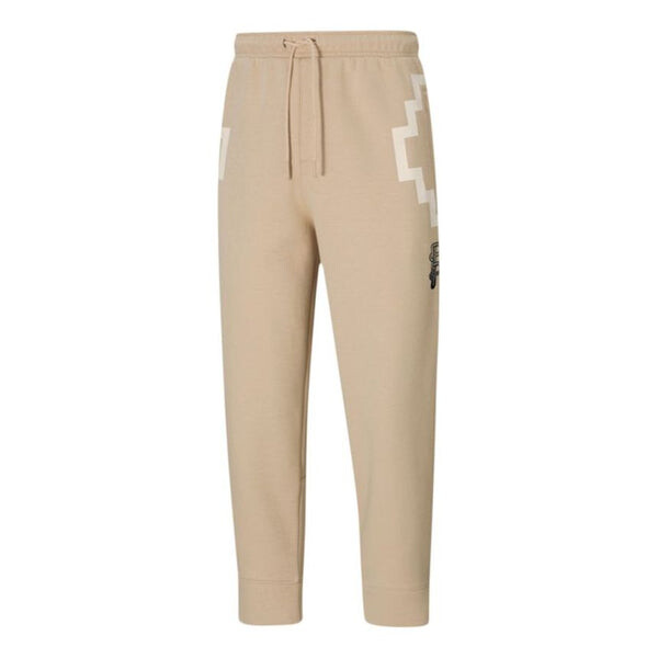 Спортивные штаны PUMA x PRONOUNCE Unisex 7/8 Pants Printing Lace Cropped Trousers Khaki, хаки
Спортивные штаны PUMA x PRONOUNCE Unisex 7/8 Pants Printing Lace Cropped Trousers Khaki, хаки
