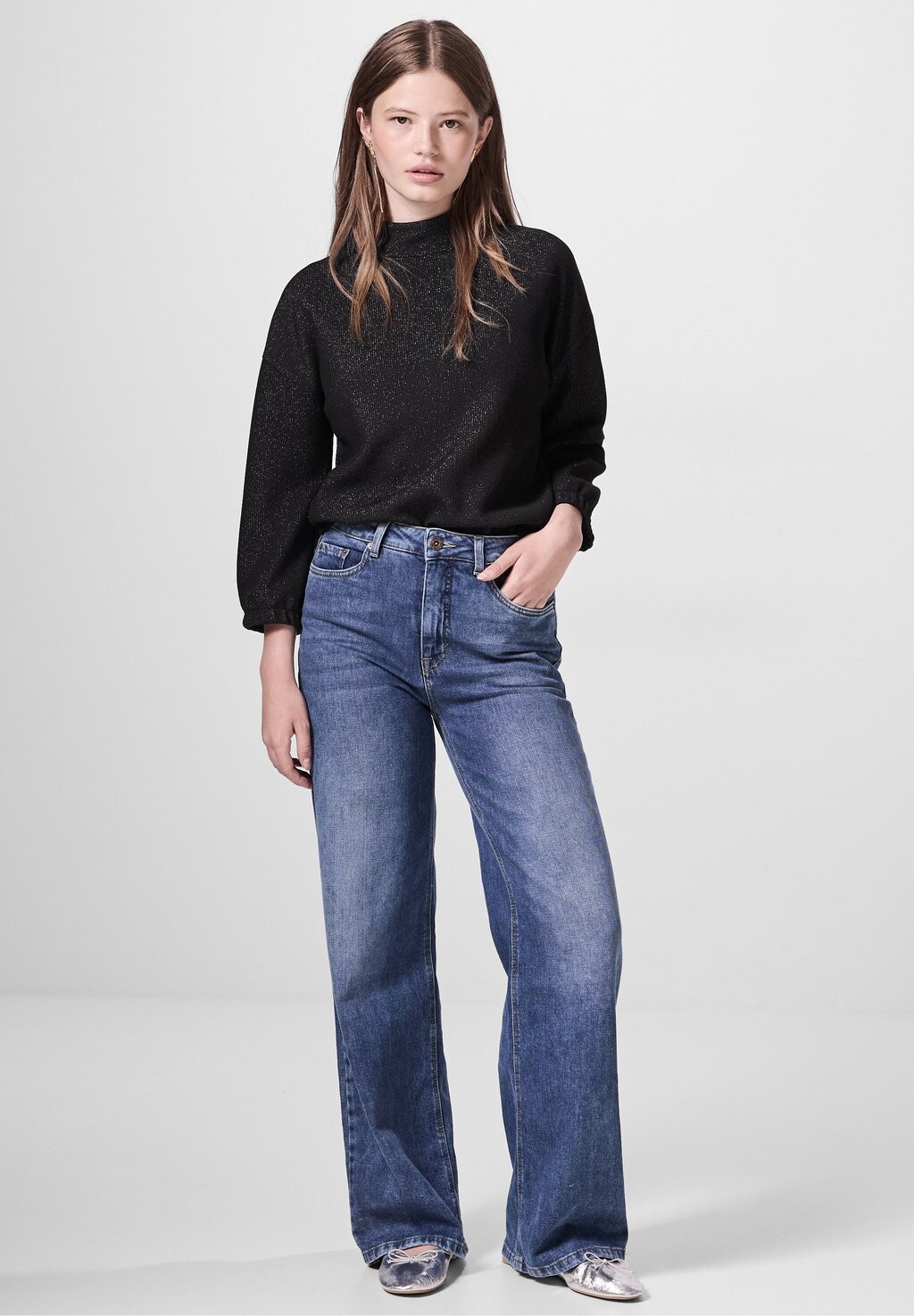 Толстовка GLÄNZENDES SHIRT Street One Studio, черный
Толстовка GLÄNZENDES SHIRT Street One Studio, черный