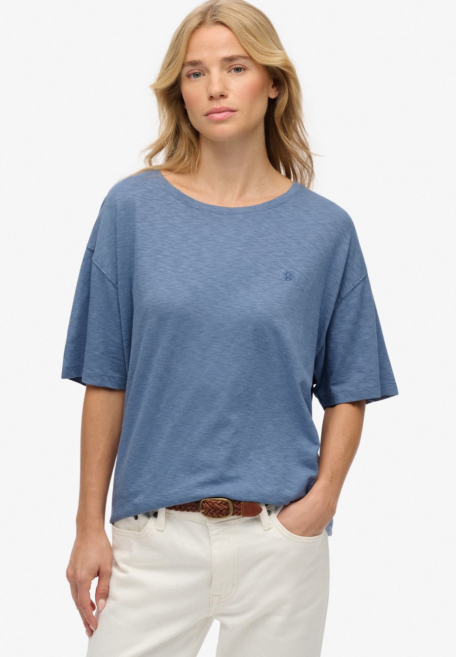 Футболка Superdry & Co STUDIOS DROPPED SHOULDER, Tidal Blue/Light Blue, Синий, Футболка Superdry & Co STUDIOS DROPPED SHOULDER, Tidal Blue/Light Blue
Футболка Superdry & Co STUDIOS DROPPED SHOULDER, Tidal Blue/Light Blue, Синий, Футболка Superdry & Co STUDIOS DROPPED SHOULDER, Tidal Blue/Light Blue