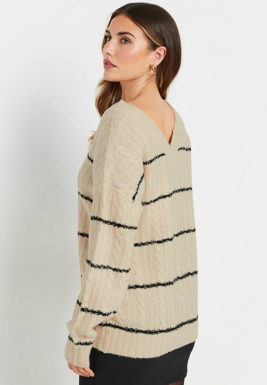 Джемпер STRIPED V-NECK Long Tall Sally, бежевый
Джемпер STRIPED V-NECK Long Tall Sally, бежевый