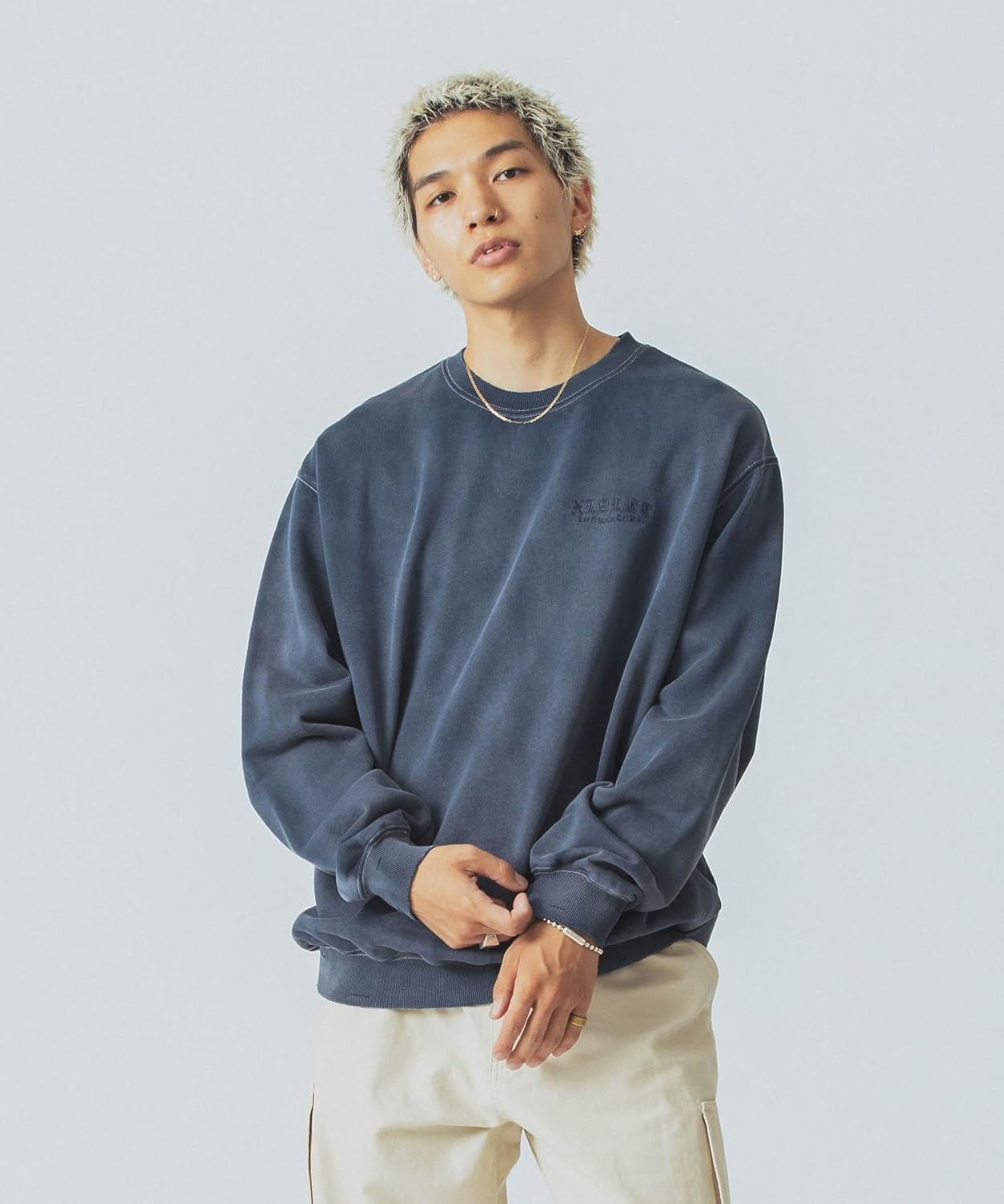 Мужская толстовка с круглым вырезом, цвет XLAR, в старинном английском стиле, отбеленная Xlarge, темно-синий
Мужская толстовка с круглым вырезом, цвет XLAR, в старинном английском стиле, отбеленная Xlarge, темно-синий