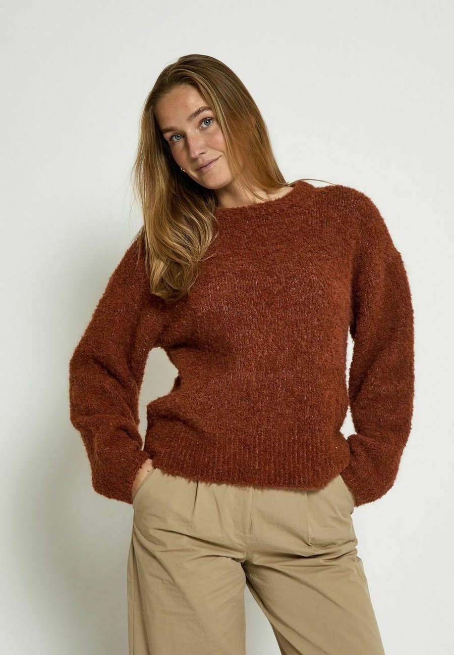 Джемпер Desires Jumper, M Apple Butter Melange/Red
Джемпер Desires Jumper, M Apple Butter Melange/Red