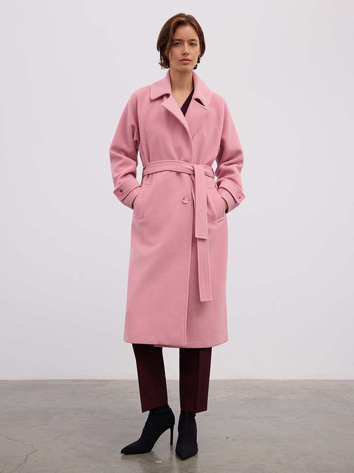 BGN Розовое переходное пальто
BGN Розовое переходное пальто