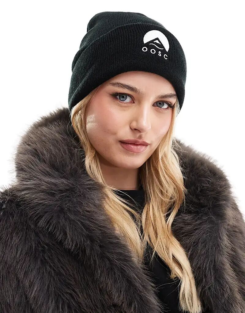 Классическая лыжная шапка с белым логотипом в цвете мульти OOSC
Классическая лыжная шапка с белым логотипом в цвете мульти OOSC