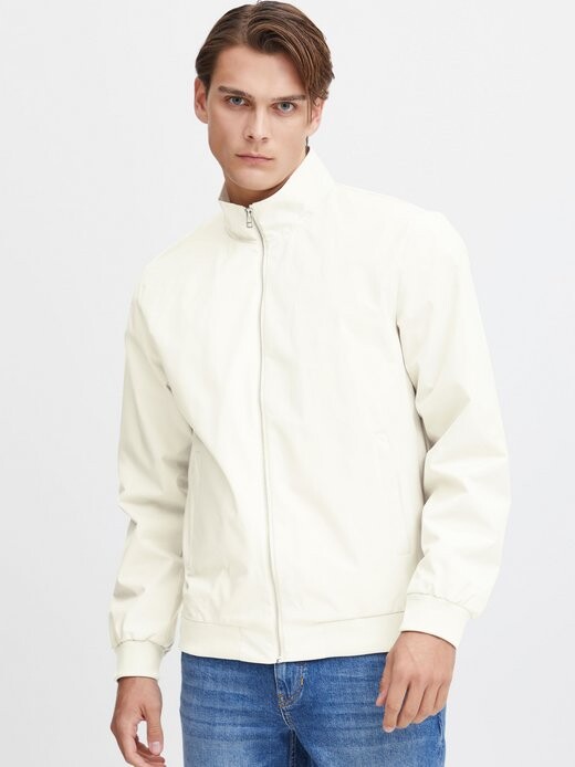 Короткая куртка cfjoshu Casual Friday, бежевый
Короткая куртка cfjoshu Casual Friday, бежевый