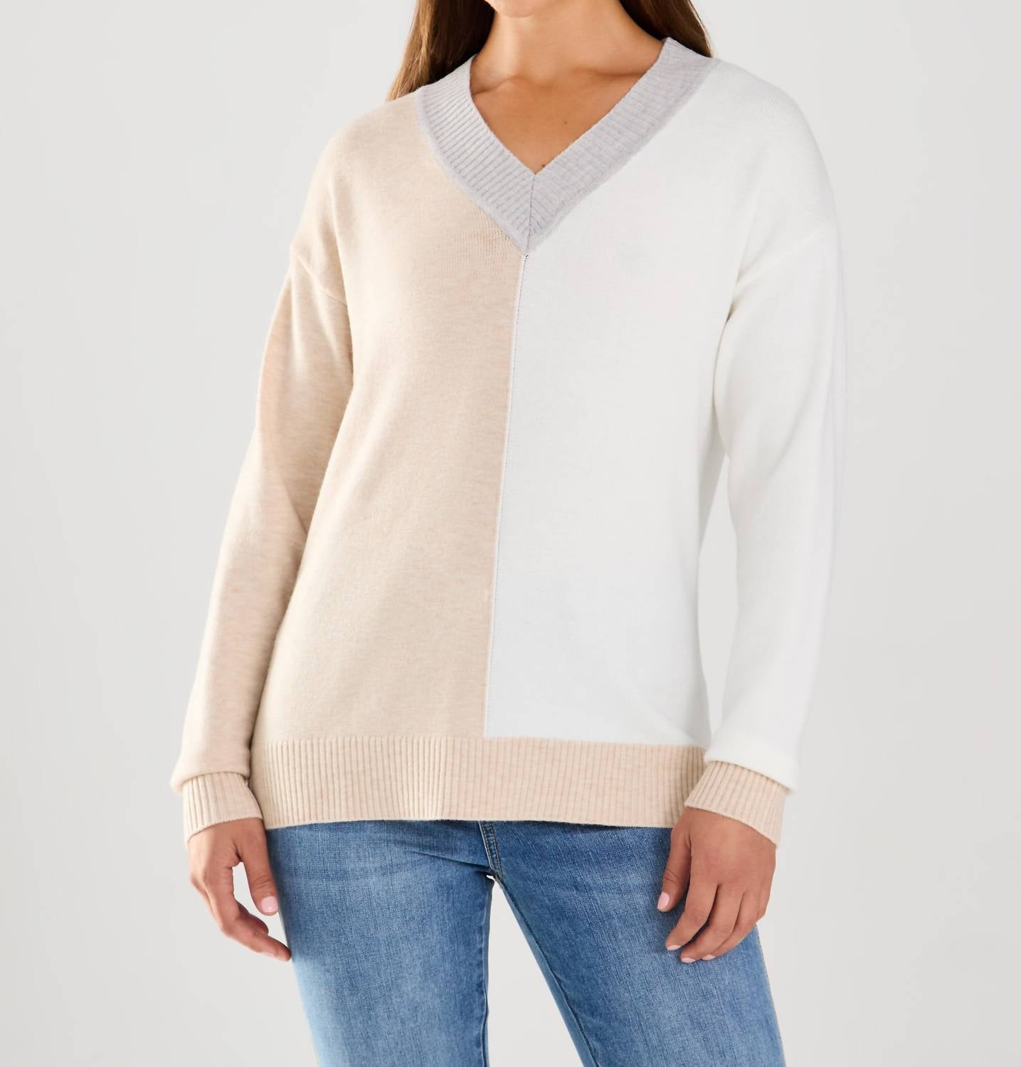 Свитер с цветными блоками в цвете овсянка/айвори FDJ, слоновая кость
Свитер с цветными блоками в цвете овсянка/айвори FDJ, слоновая кость