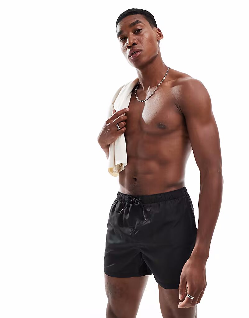 Плавки Brave Soul черного цвета
Плавки Brave Soul черного цвета