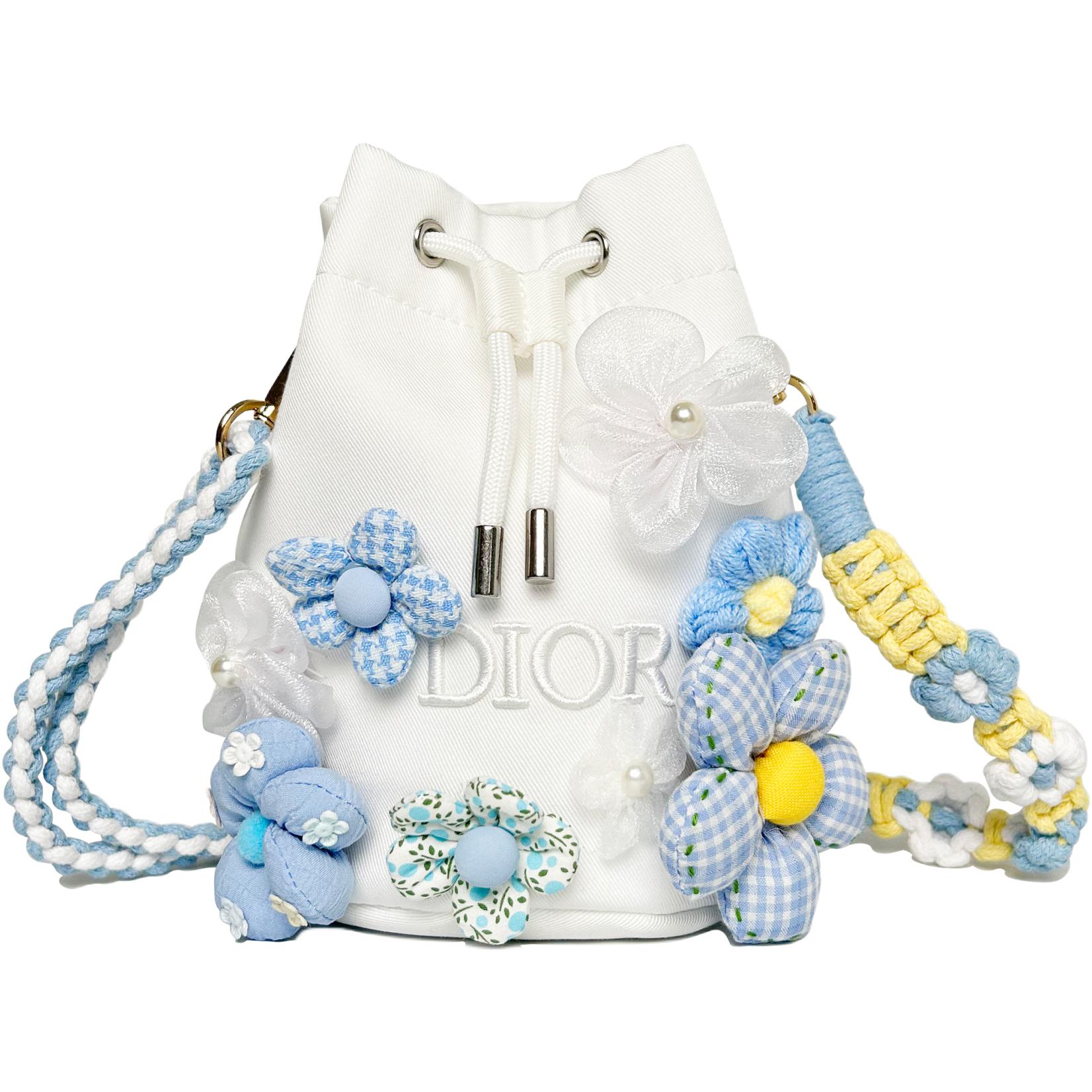 DIOR Винтажный блюз, дофаминовый стиль, ручное плетение, регулируемый, холщовый, белая сумка-мешок 12*12*18CM сине-белая
DIOR Винтажный блюз, дофаминовый стиль, ручное плетение, регулируемый, холщовый, белая сумка-мешок 12*12*18CM сине-белая