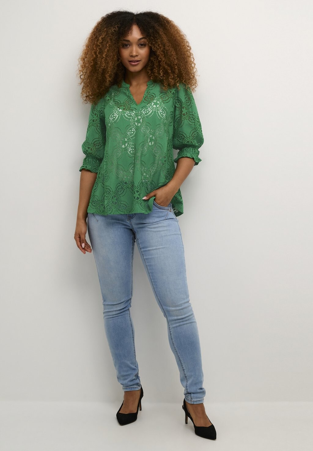 Блузка Olu Culture, веселый зеленый цвет
Блузка Olu Culture, веселый зеленый цвет