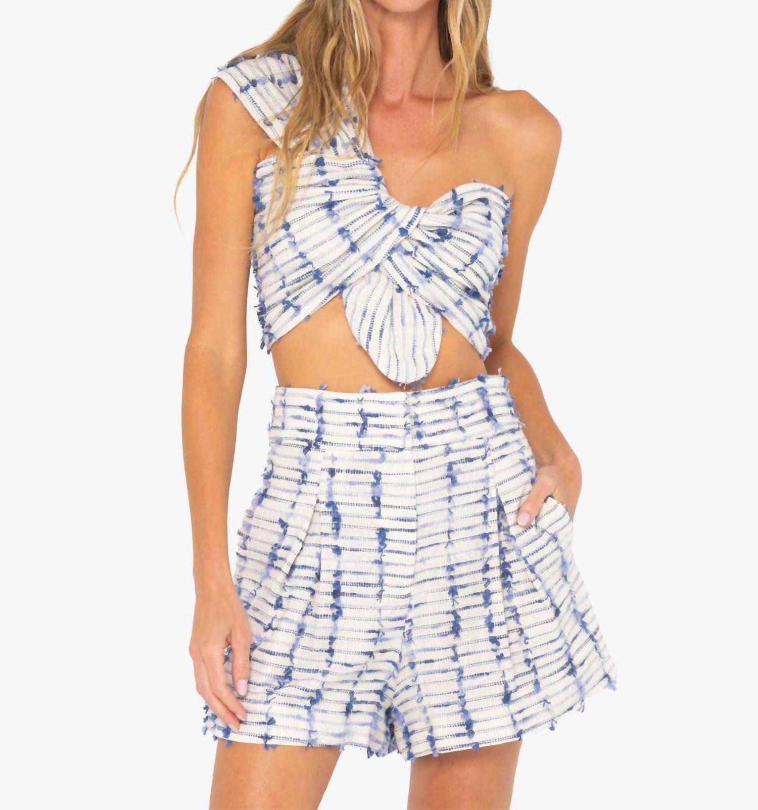 Марло шорты с высокой талией в голубом цвете овсянка JBQ
Марло шорты с высокой талией в голубом цвете овсянка JBQ