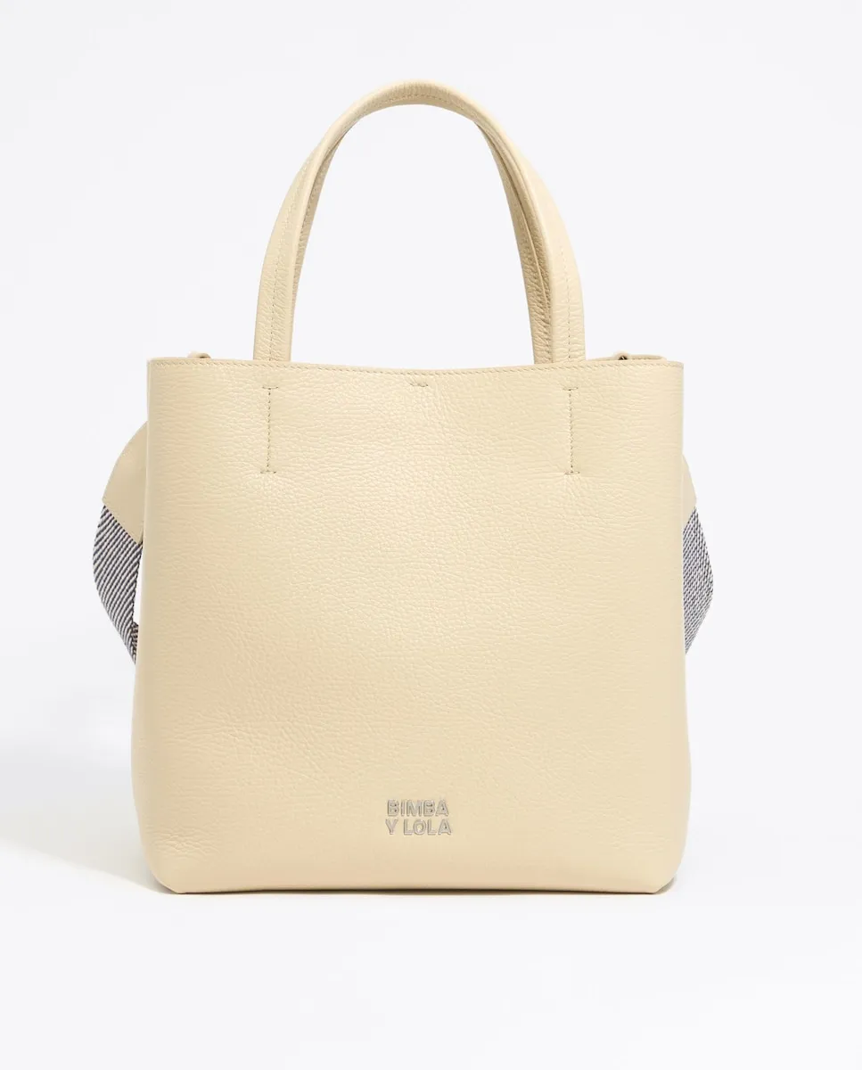 Большая женская кожаная сумка Чихуахуа Bimba y Lola, бежевый
Большая женская кожаная сумка Чихуахуа Bimba y Lola, бежевый
