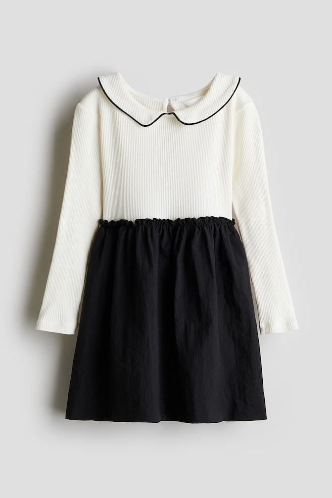 Платье с цветной блокировкой H&M, мультиколор
Платье с цветной блокировкой H&M, мультиколор