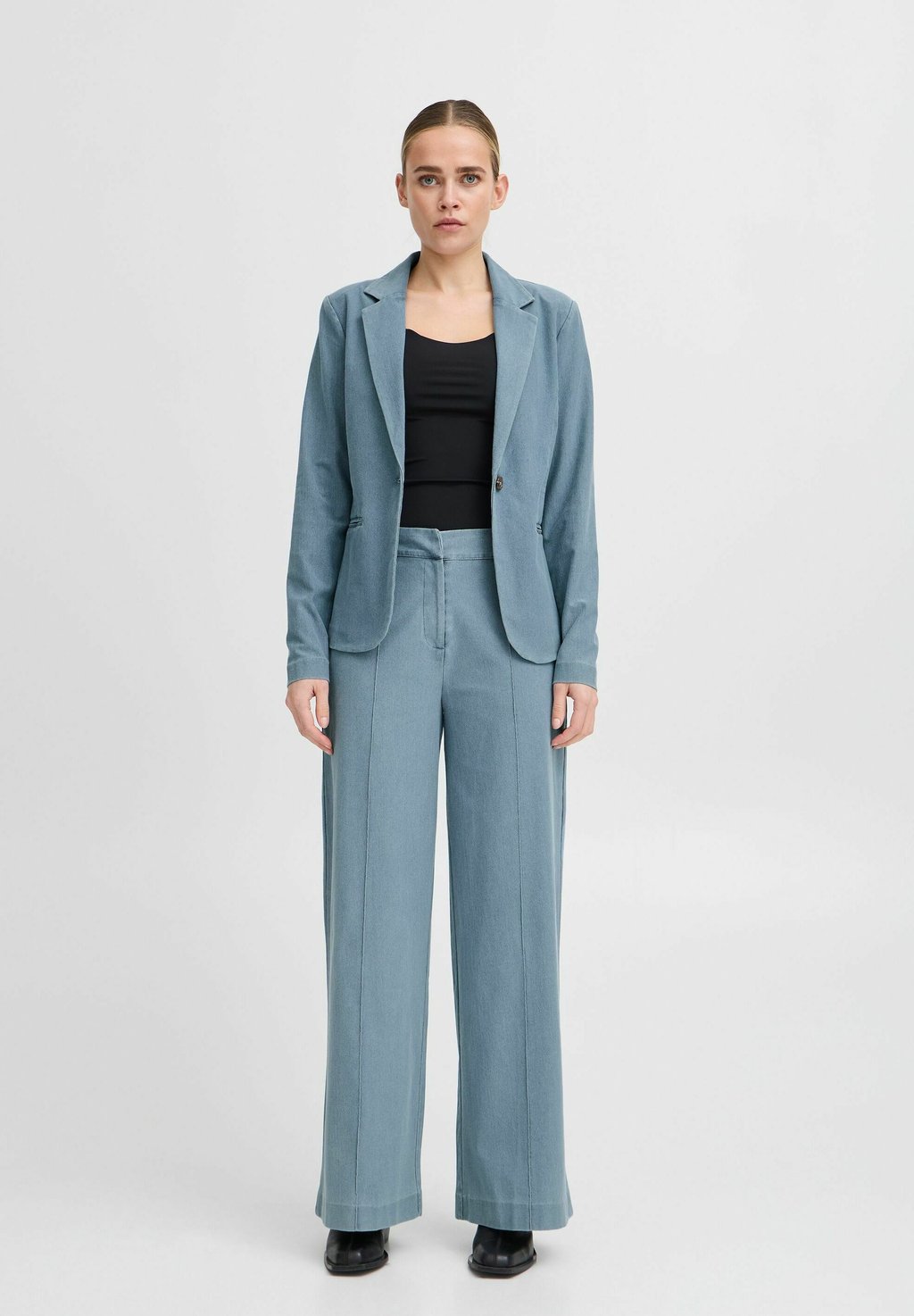 Блейзер IHKATE ICHI, светло-голубой
Блейзер IHKATE ICHI, светло-голубой