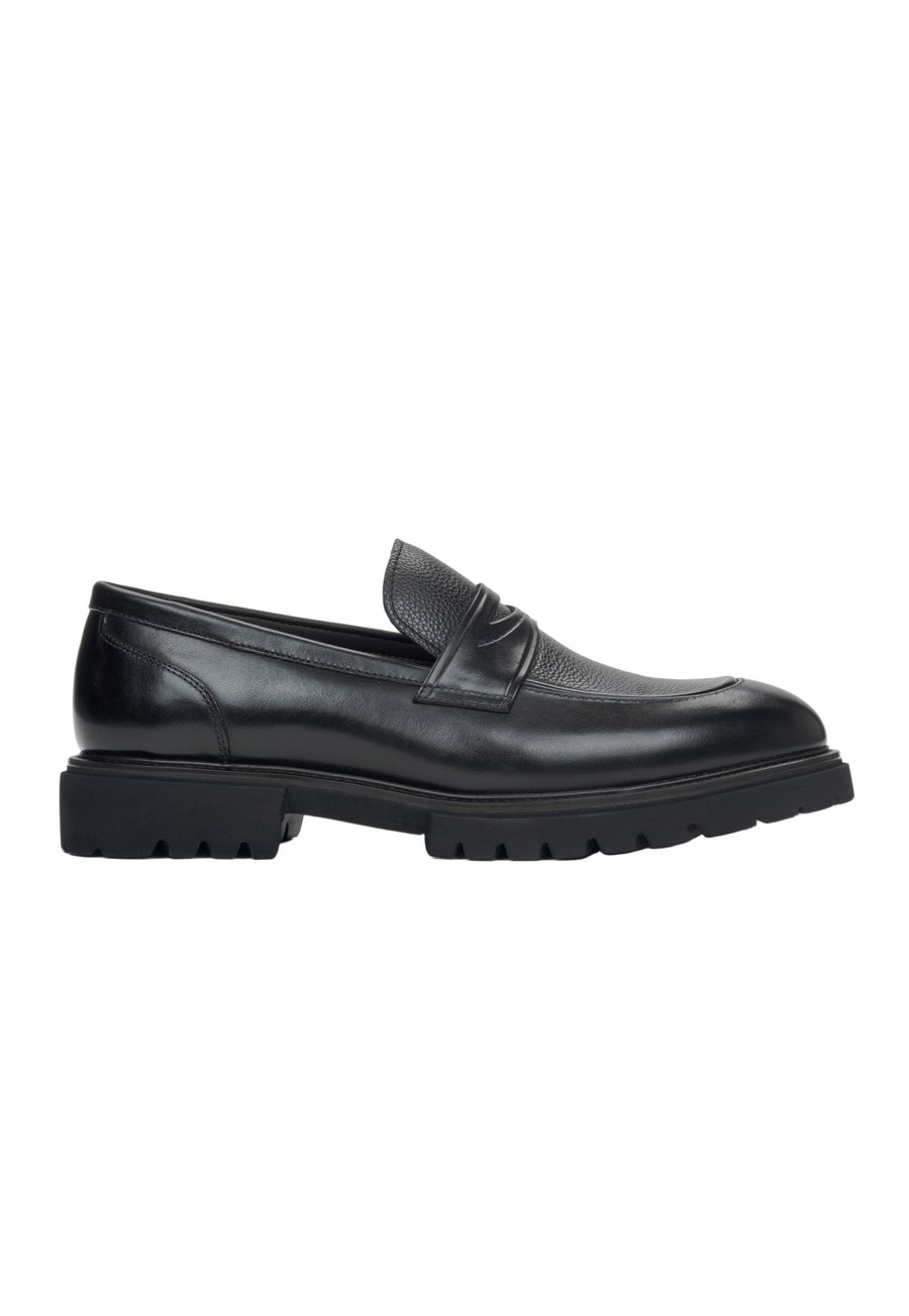 Лоферы ESTRO Slip-ons, Black
Лоферы ESTRO Slip-ons, Black