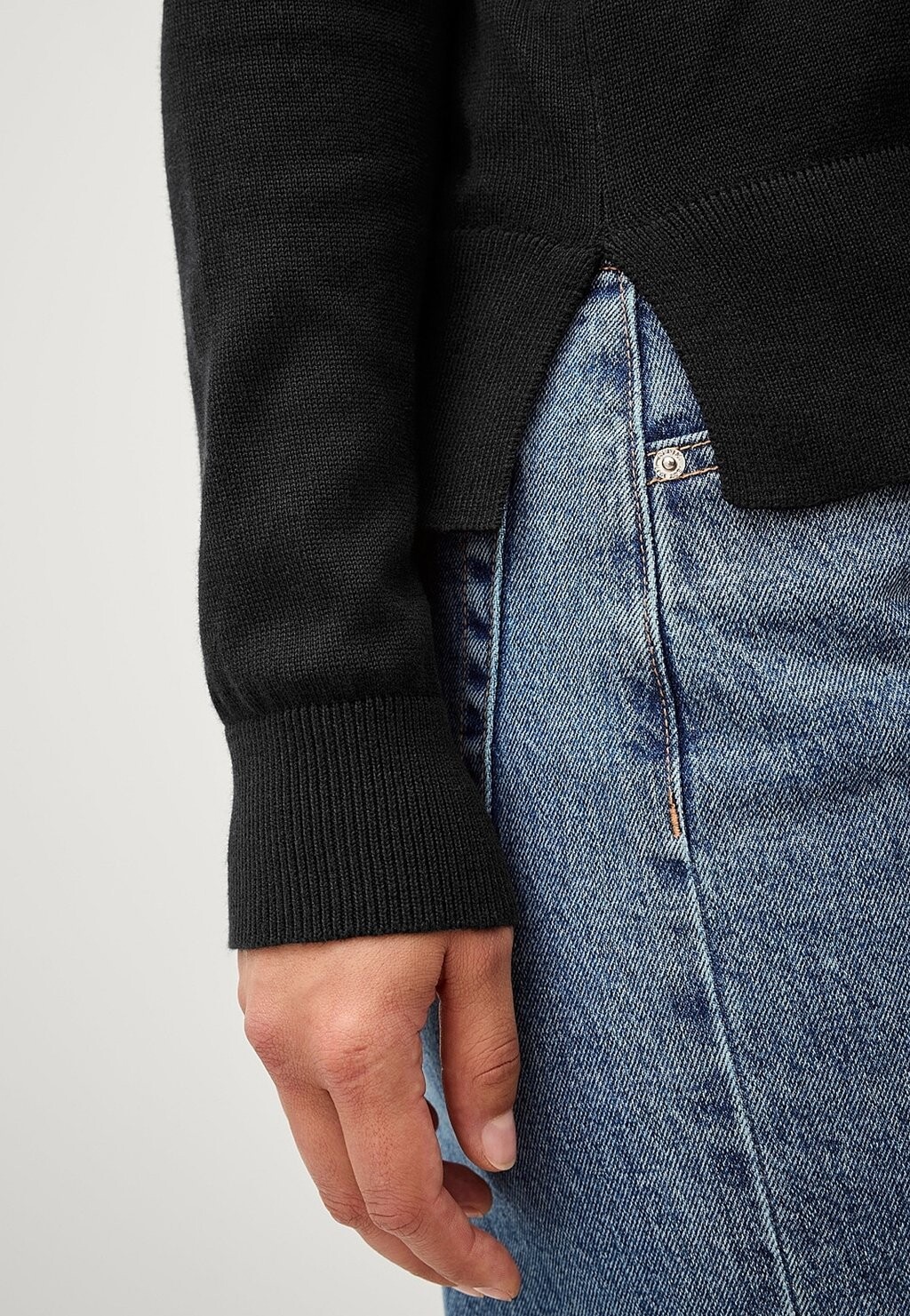 Джемпер MIT V-AUSSCHNITT Ellos Collection, черный
Джемпер MIT V-AUSSCHNITT Ellos Collection, черный