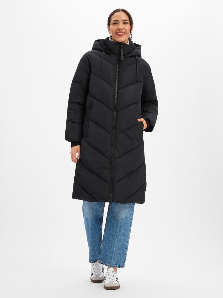 черное пальто s.Oliver
черное пальто s.Oliver