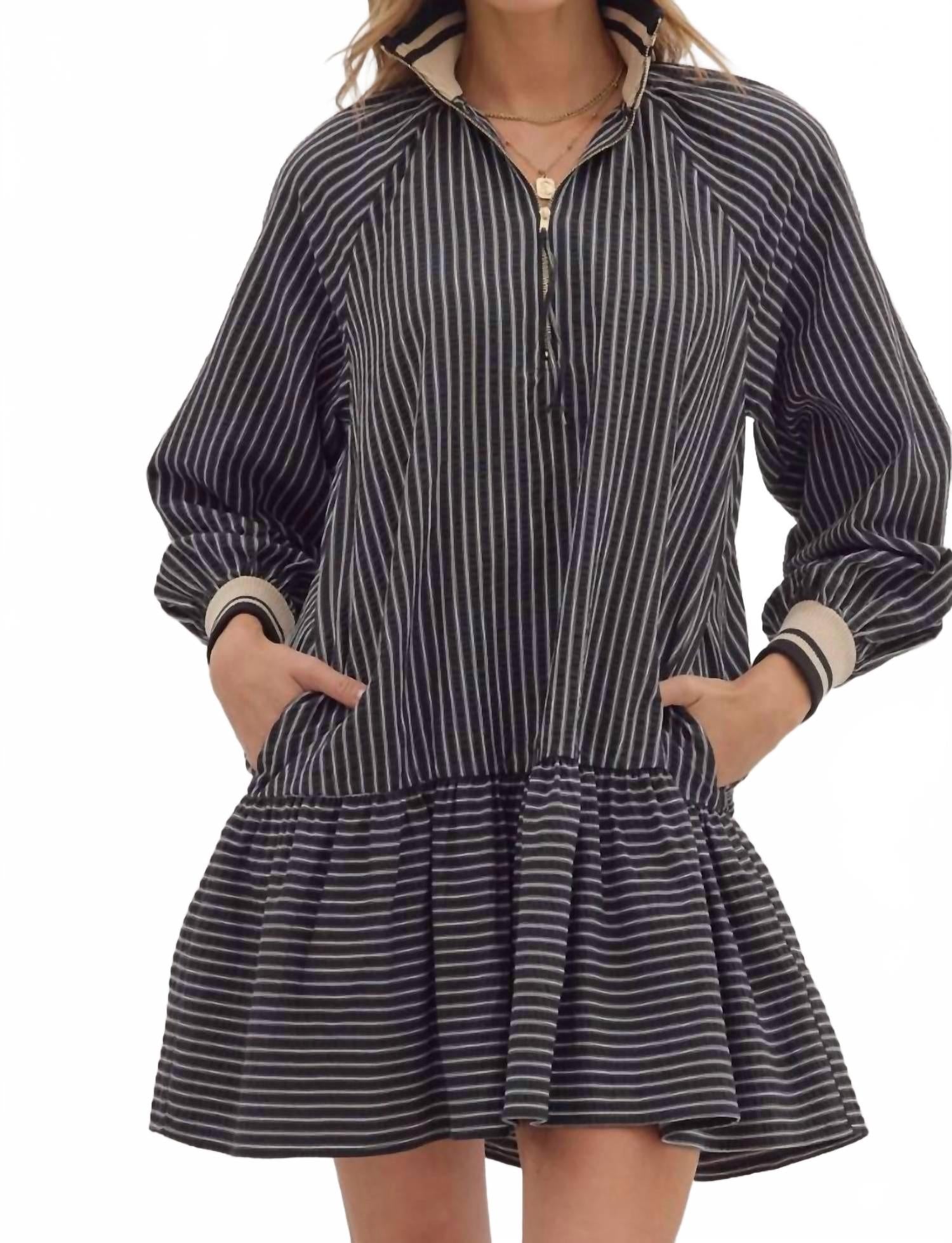 Мини-платье Margorie в полоску черного цвета Entro, черный
Мини-платье Margorie в полоску черного цвета Entro, черный