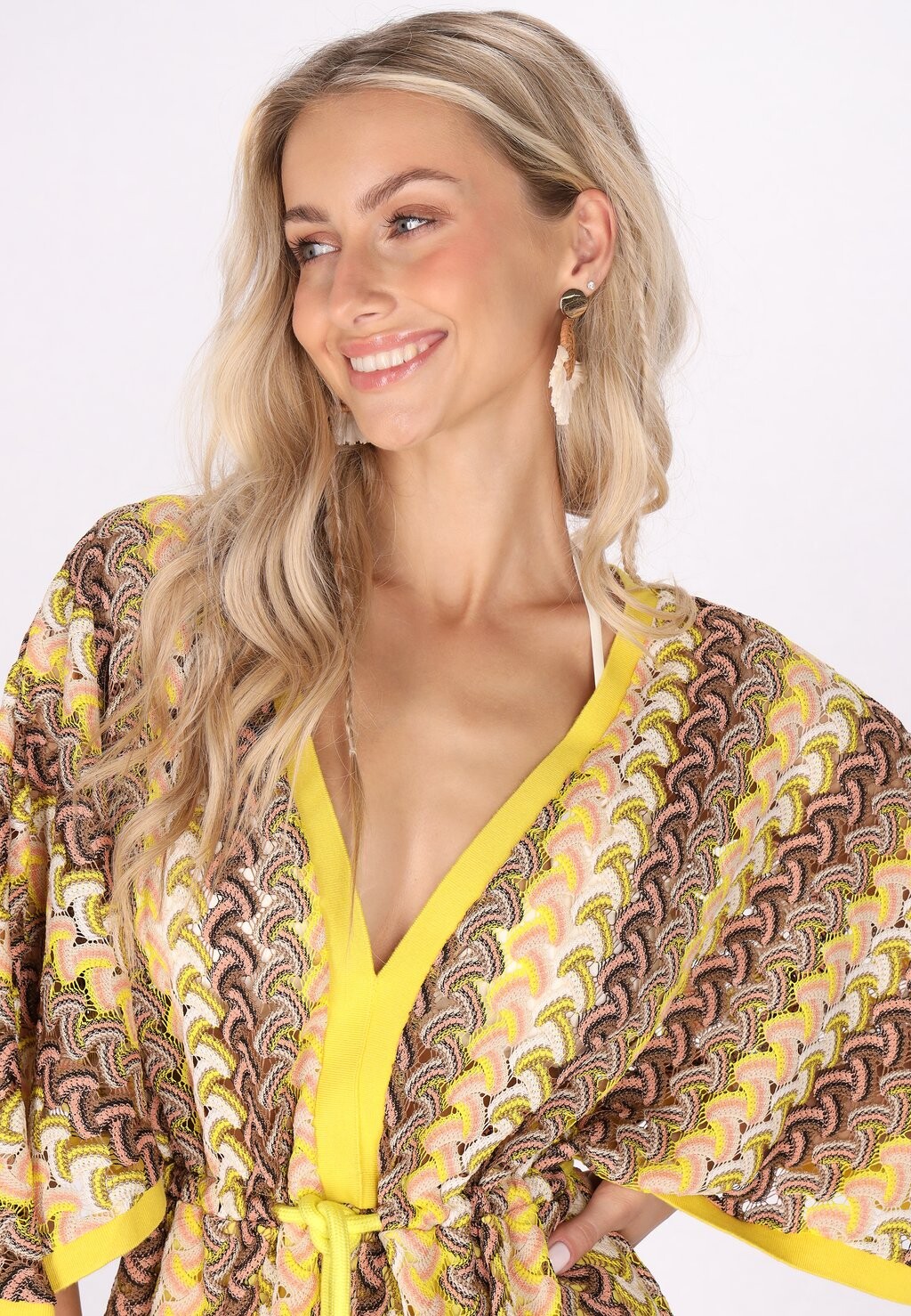 Дневное платье IZIA, желтый
Дневное платье IZIA, желтый