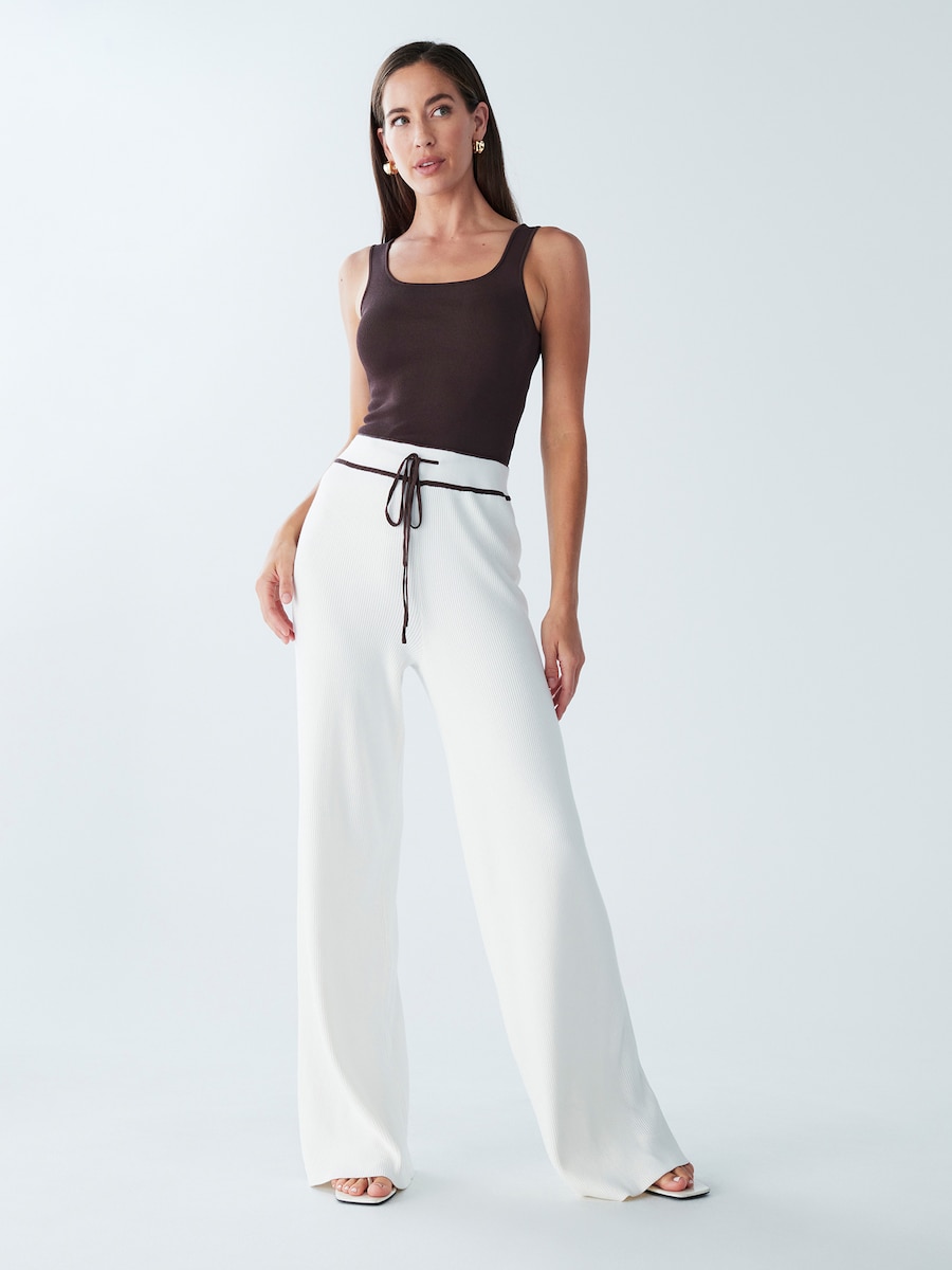 Широкие брюки BWLDR ELENOR, белый
Широкие брюки BWLDR ELENOR, белый
