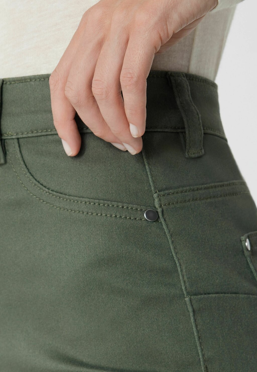 Джинсы облегающего кроя PUSH-UP-MIT HOHEM BUND Tezenis, оливковый
Джинсы облегающего кроя PUSH-UP-MIT HOHEM BUND Tezenis, оливковый