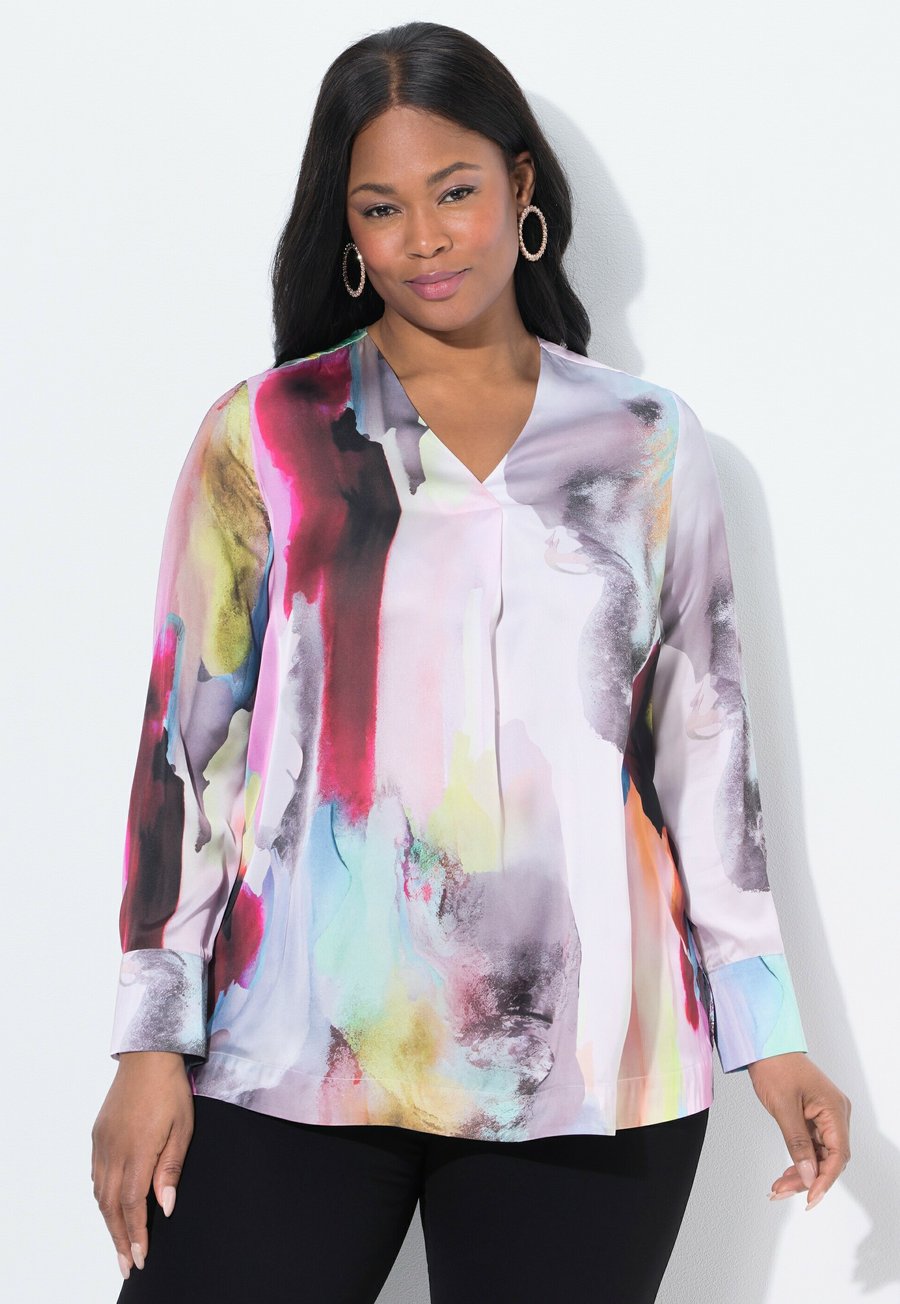Блуза Ulla Popken WATERCOLOR , Black/Multi-Coloured
Блуза Ulla Popken WATERCOLOR , Black/Multi-Coloured