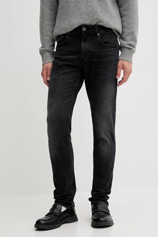 Джинсы Tommy Jeans, черный
Джинсы Tommy Jeans, черный