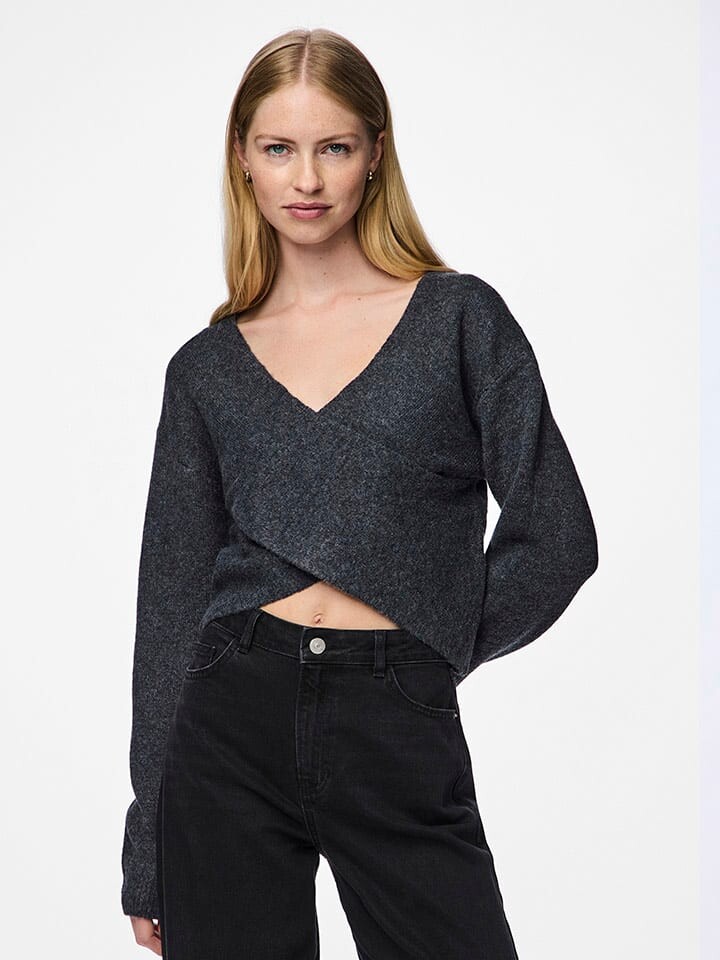 Пуловер Pieces Nanu, черный 
Пуловер Pieces Nanu, черный