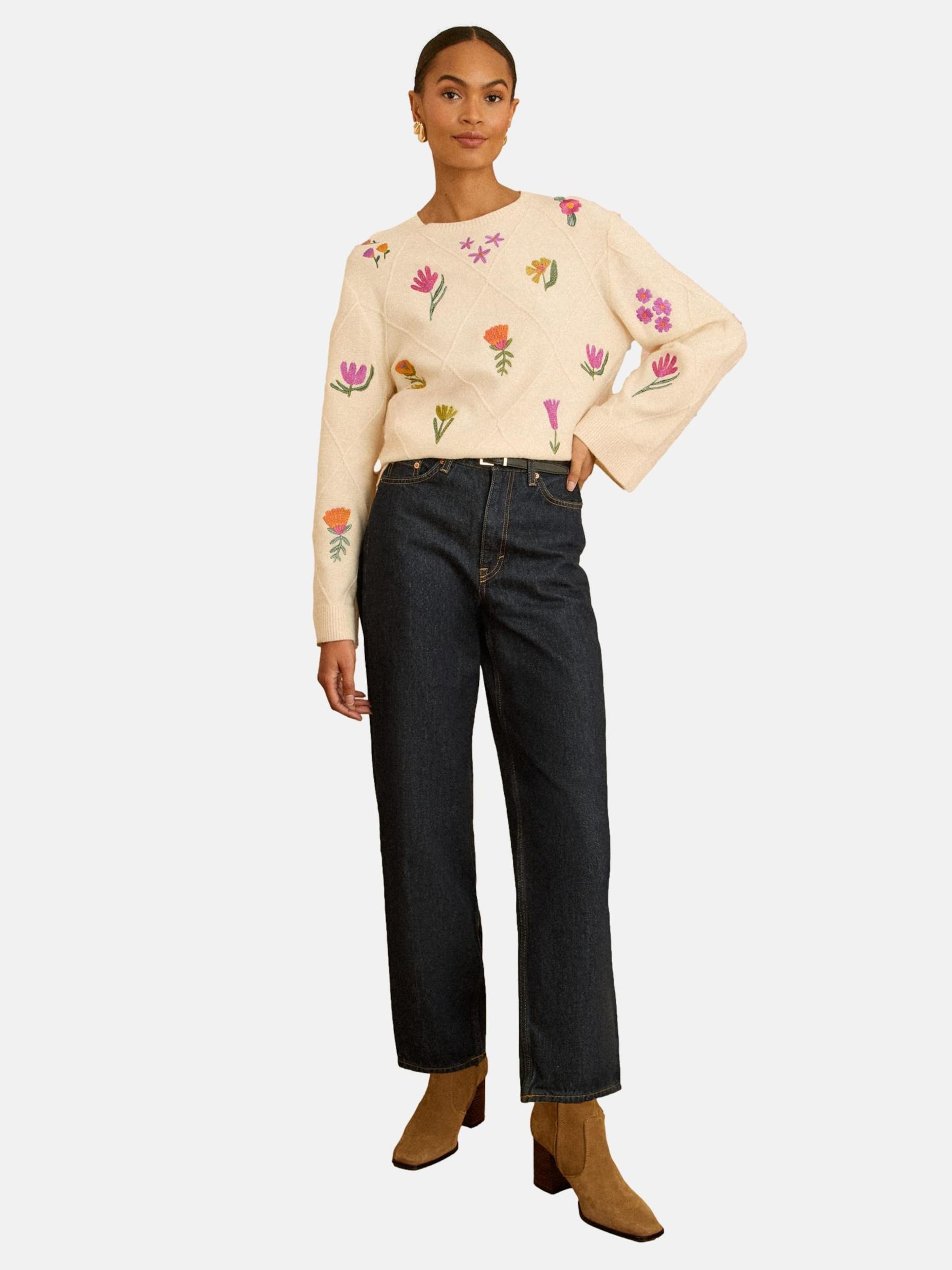 Love & roses Свитер в бежевом цвете
Love & roses Свитер в бежевом цвете