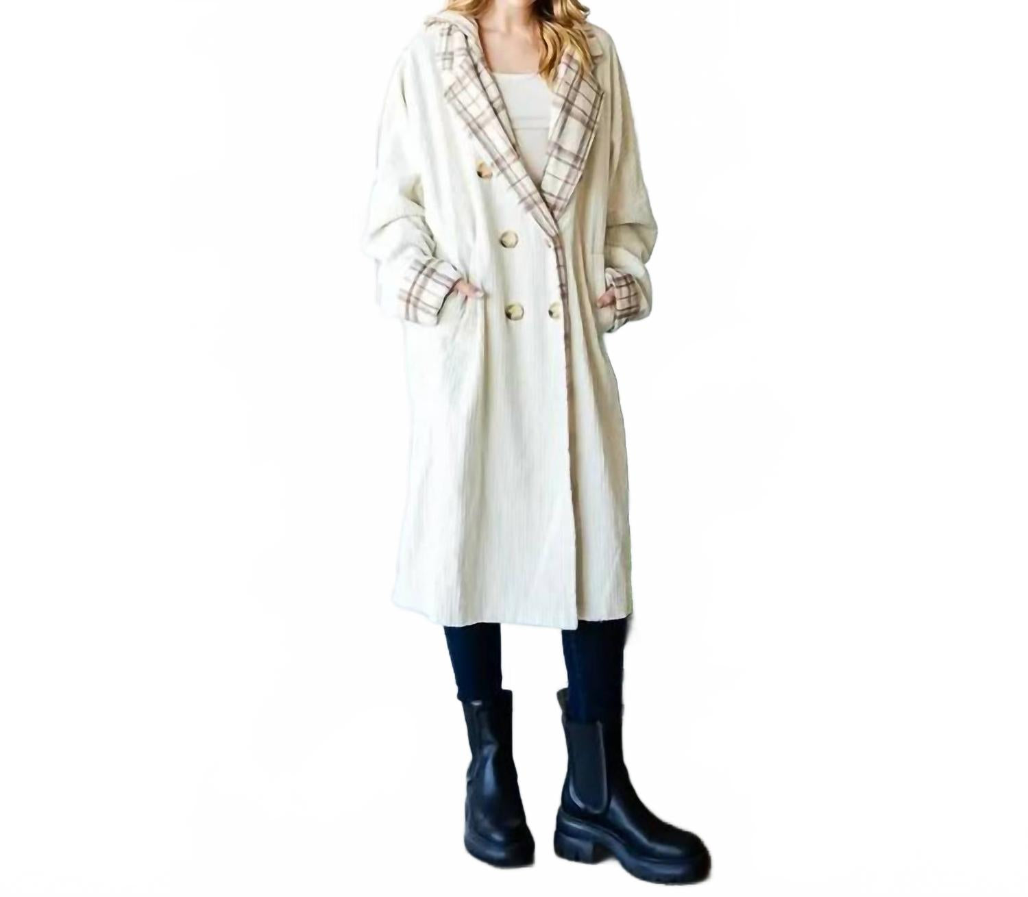 Oli & Hali Вельветовая куртка кремового цвета
Oli & Hali Вельветовая куртка кремового цвета