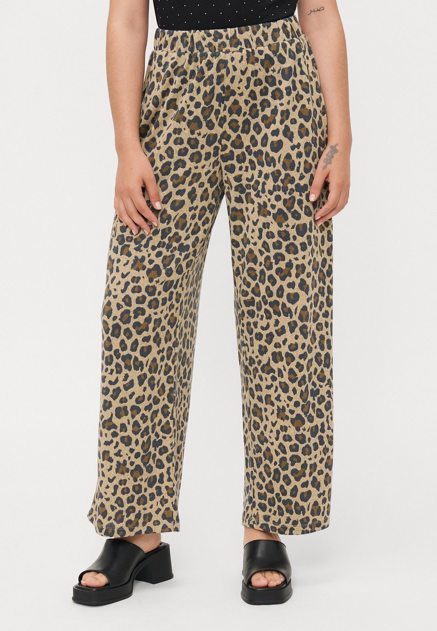 Брюки ONLY Petite ONLLYAM LIFE, Travertine/Black
Брюки ONLY Petite ONLLYAM LIFE, Travertine/Black