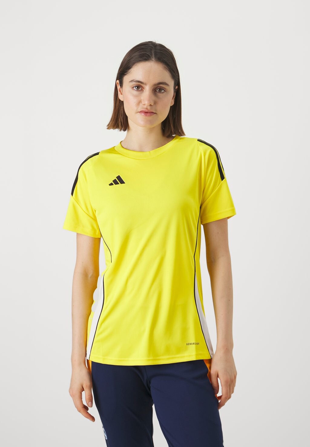 Спортивная футболка TIRO24 adidas Performance, цвет team yellow/white
Спортивная футболка TIRO24 adidas Performance, цвет team yellow/white