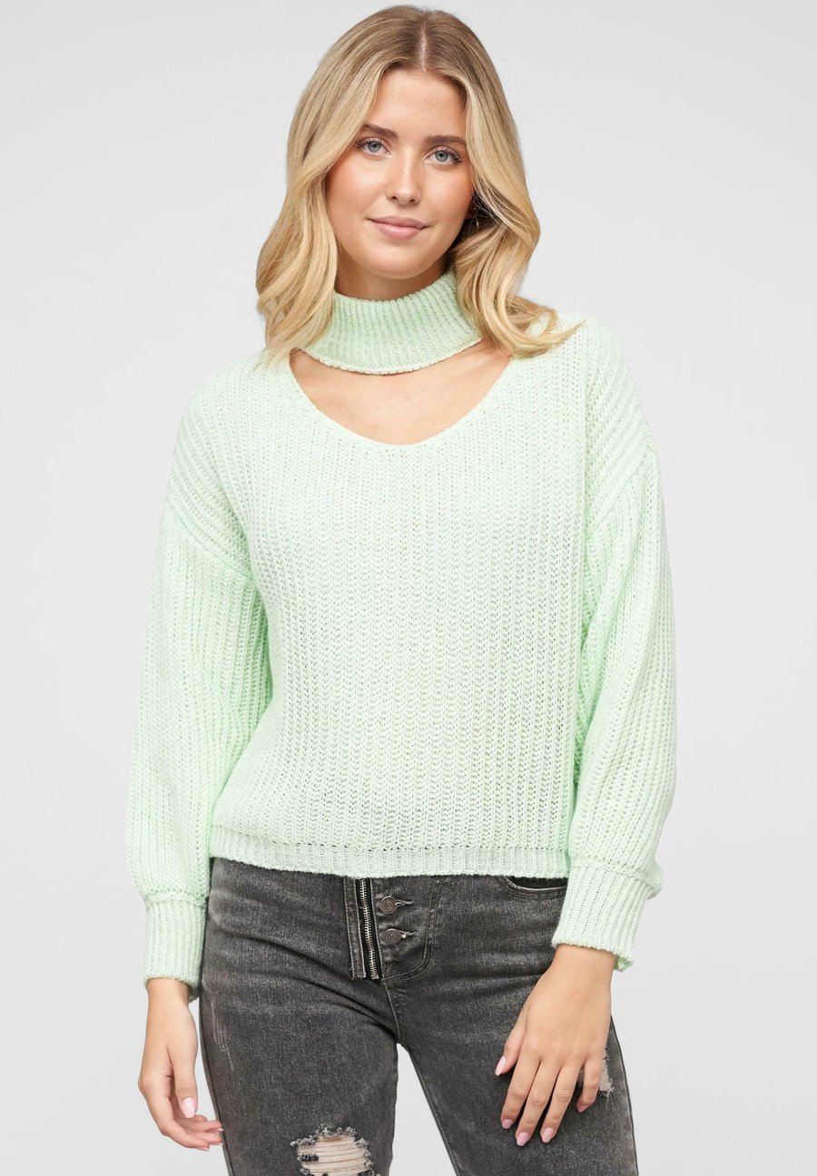 Джемпер Cloud 5ive STEHROLLKRAGEN UND V-AUSSCHNITT, Mint
Джемпер Cloud 5ive STEHROLLKRAGEN UND V-AUSSCHNITT, Mint