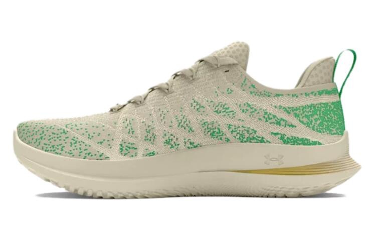 Кроссовки женские Hovr Velociti 3 с низким верхом бежево-зеленого цвета Under Armour
Кроссовки женские Hovr Velociti 3 с низким верхом бежево-зеленого цвета Under Armour