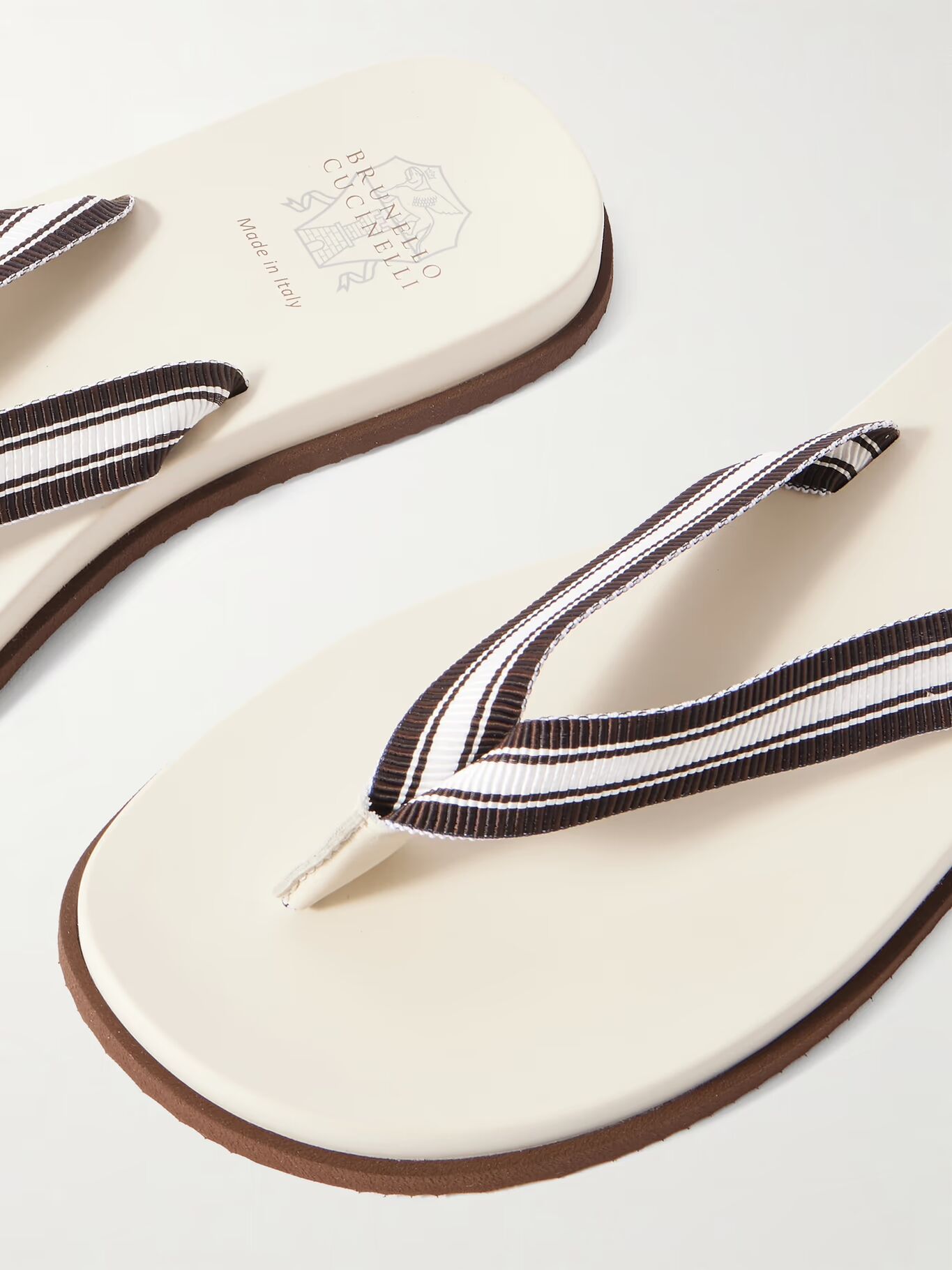 Полосатые шлепанцы Grosgrain BRUNELLO CUCINELLI, нейтральный
Полосатые шлепанцы Grosgrain BRUNELLO CUCINELLI, нейтральный