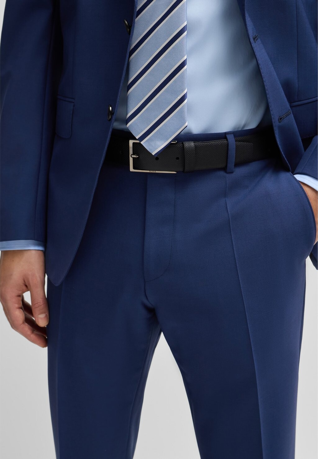 Брюки костюмные Genius BOSS, темно-синий девятнадцатый
Брюки костюмные Genius BOSS, темно-синий девятнадцатый