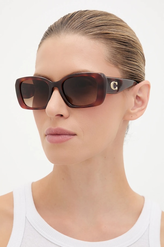 Солнцезащитные очки Coach, коричневый
Солнцезащитные очки Coach, коричневый